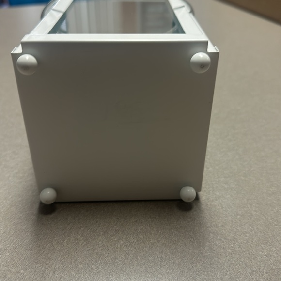 Candle holder with flameless candle sea shell design in turquoise glass & metal - Picture 7 of 7